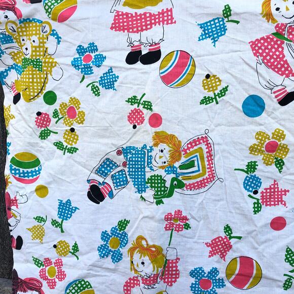 60s 70s Vintage Raggedy Ann Fabric in Pink and Blue, Yellow Tan 50" x 36" - Picture 6 of 14
